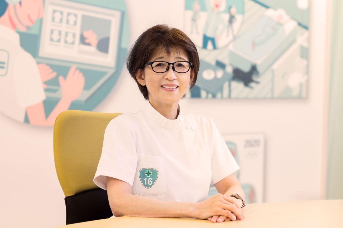 山田朱織先生
