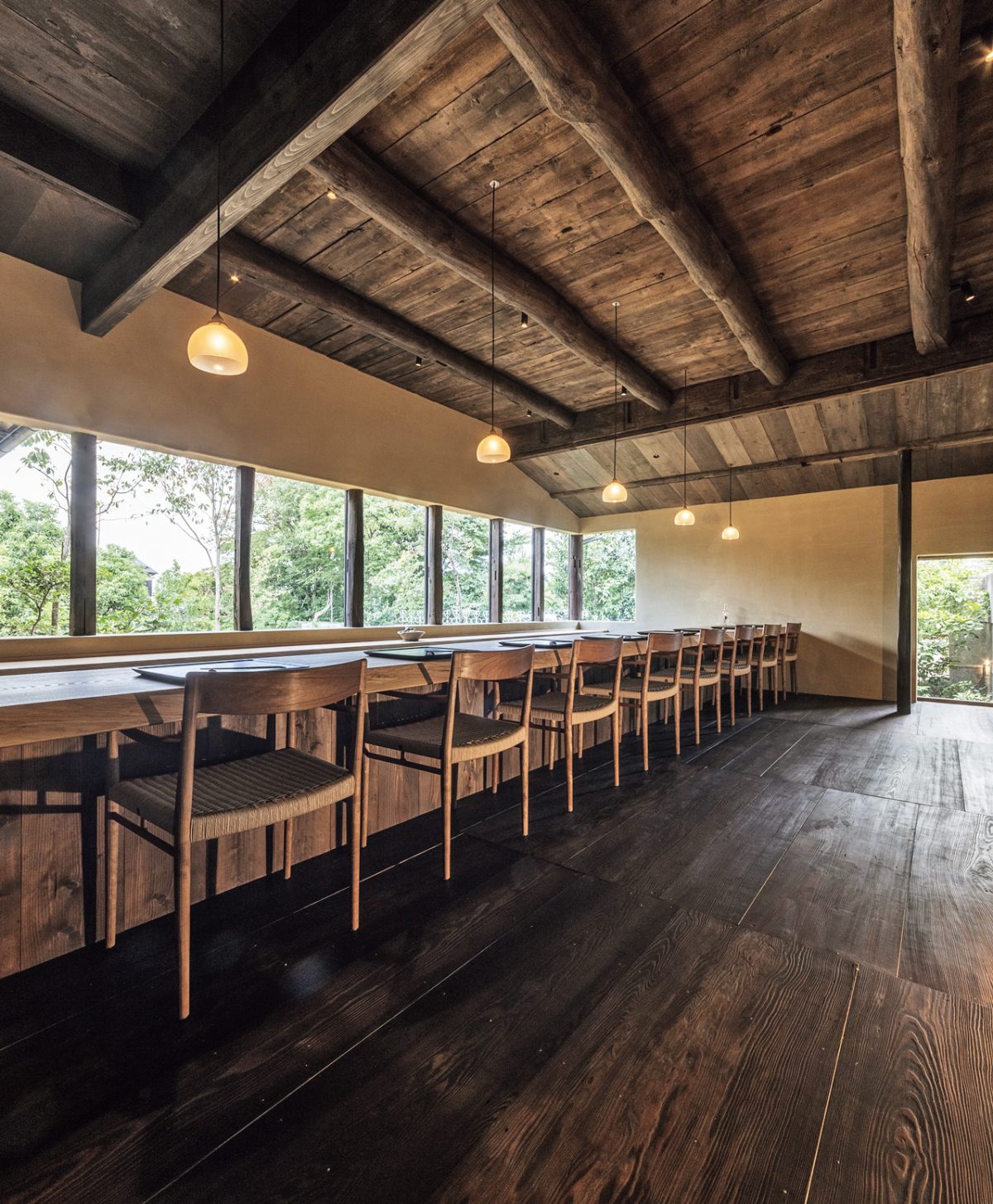 「MUBE」の店内