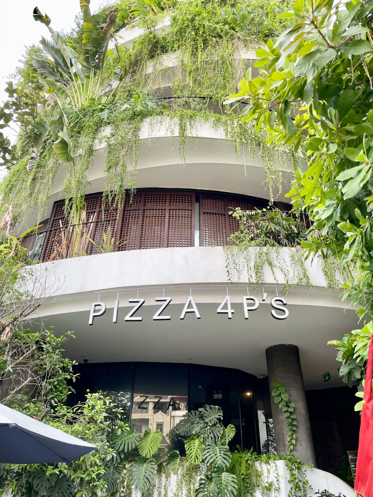 ハノイの人気店「Pizza 4P's」