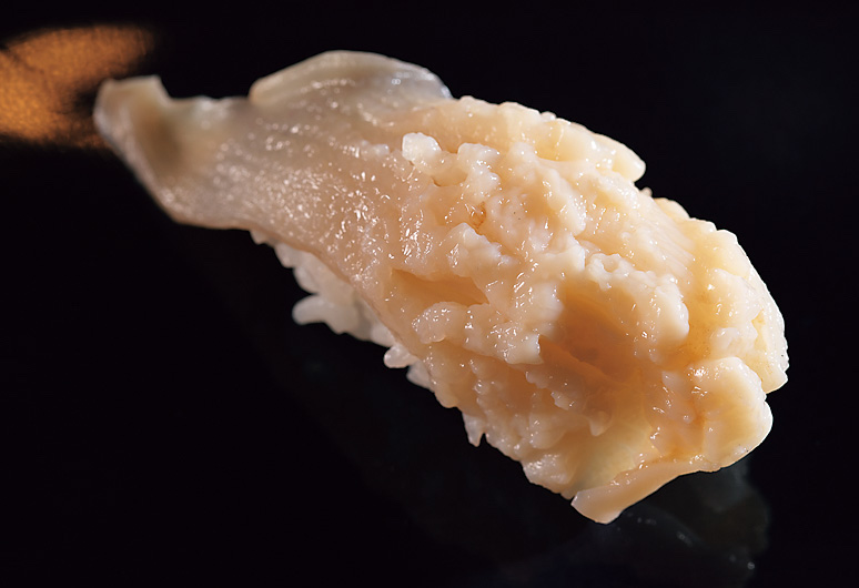 恵比寿「すしさとる」のほっき貝